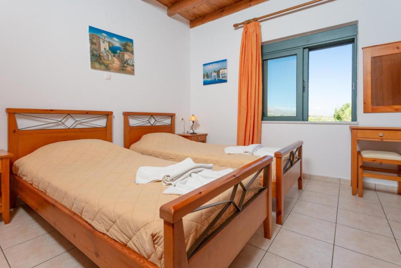 Spiros Beach Villa Frangokastello Екстериор снимка